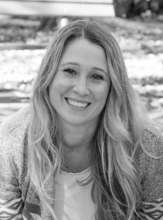 rhedgesheadshot3-1-1